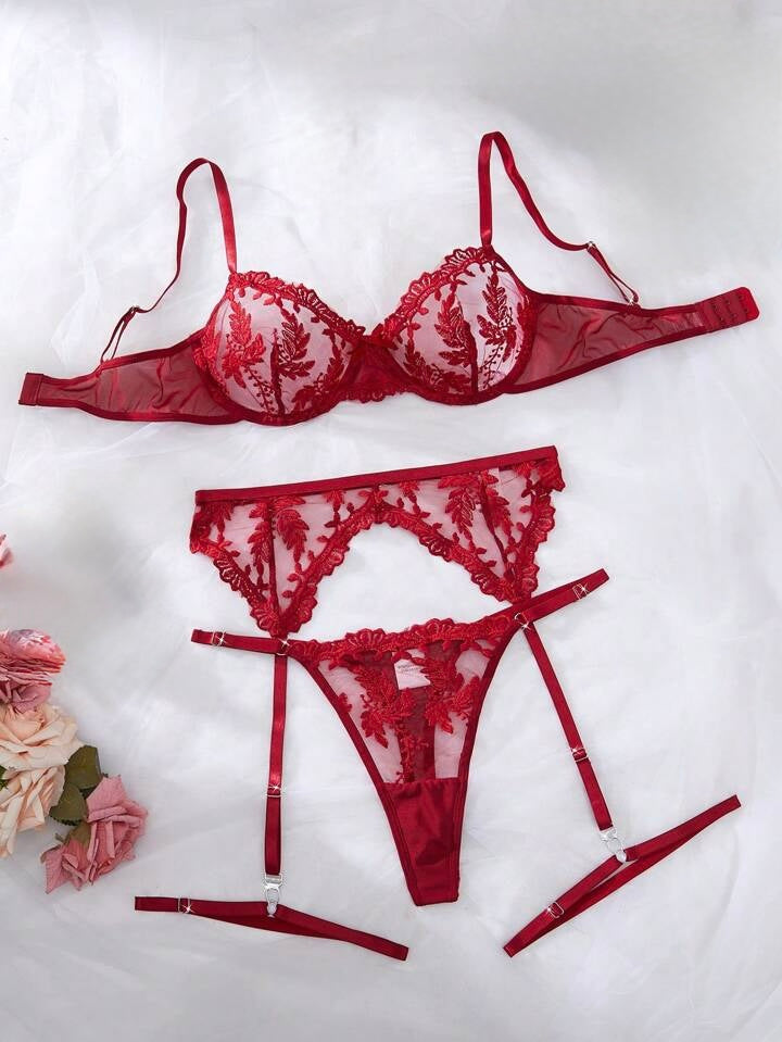 Conjunto floral bordado vino