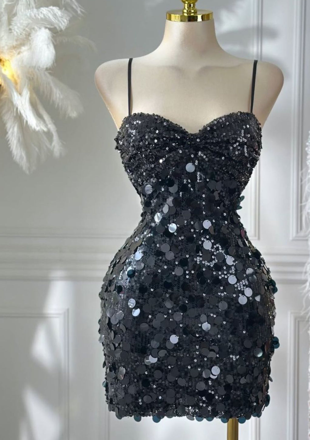 Vestido Mini de Lentejuelas Negras