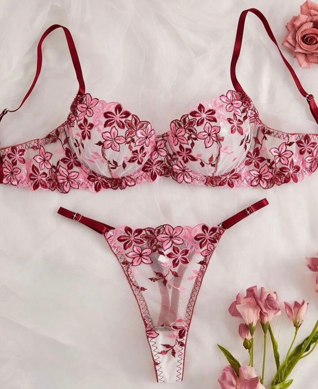 Conjunto de Lencería Rosa y Vino
